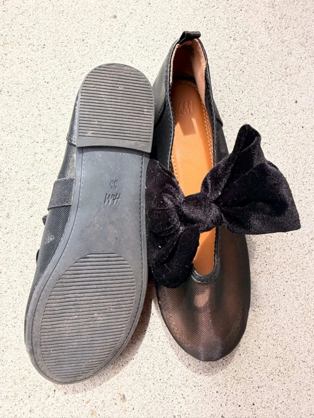H&M Black Velvet Bow Mary Jane Dress Shoes for Kids